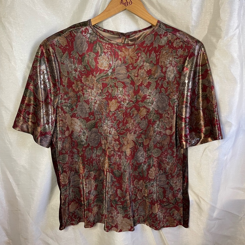 VTG 90’s Burgundy Red Metallic Sheen Pleated Short Sleeve Festive Holiday Blouse